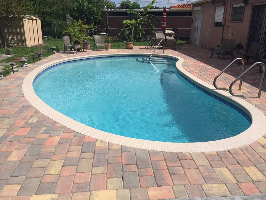Swimming pool resurfacing in Hialeah, FL