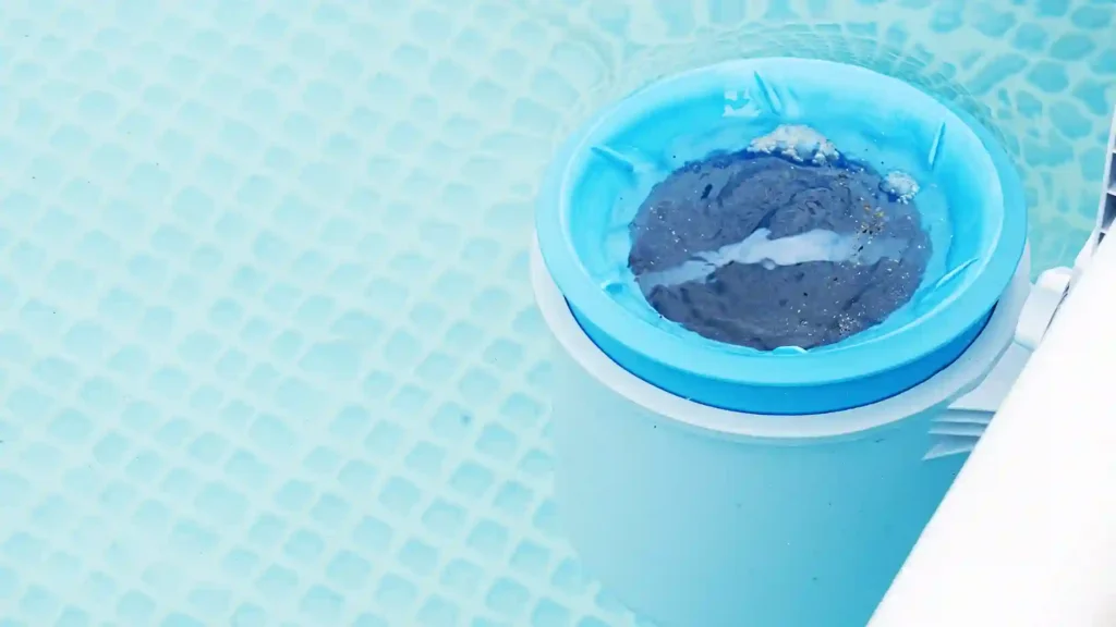 Pool filter cartridge for clean water circulation and filtration